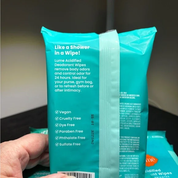 Lume Cool Cucumber Deodorant Wipes - Picture 2 of 3